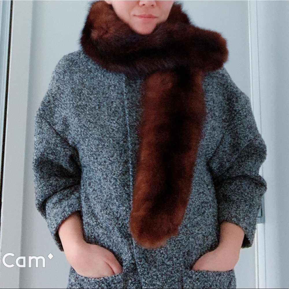 Genuine Fur Collar - Picture 7 of 8